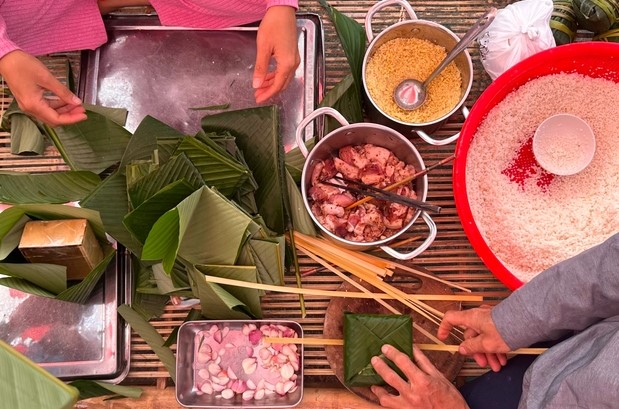 Lớp học gói bánh chưng